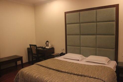 Hotel Octopus Inn, Raipur 3